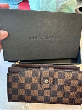 Rita Messi Brown Checkered Wallet